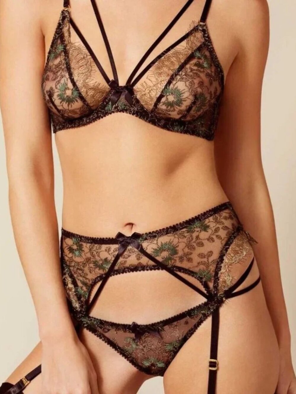 NEW Agent Provocateur Castalia Bra 36C $300 & Suspenders Garter Belt 3 S $200
